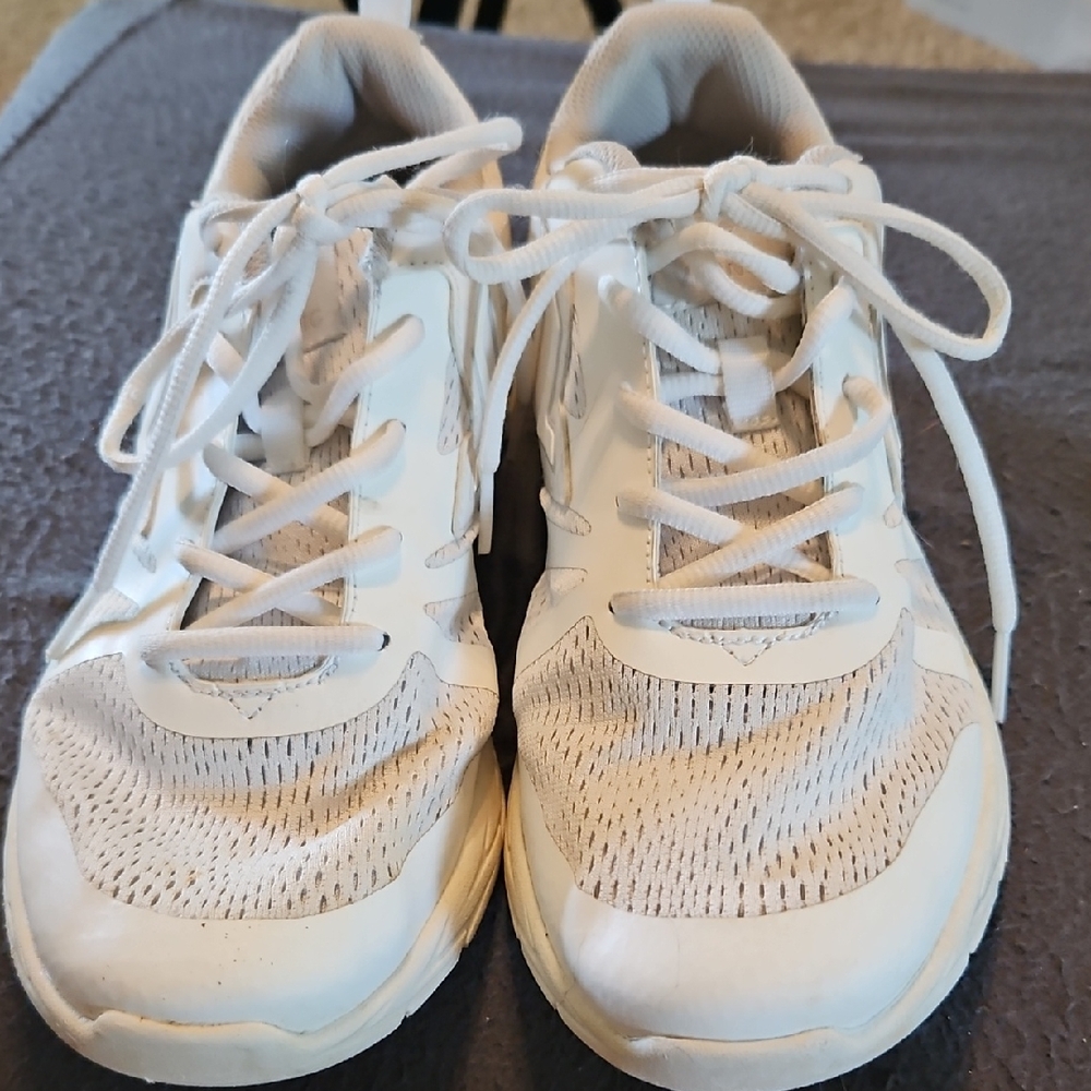 Vionic White Women's Sneakers